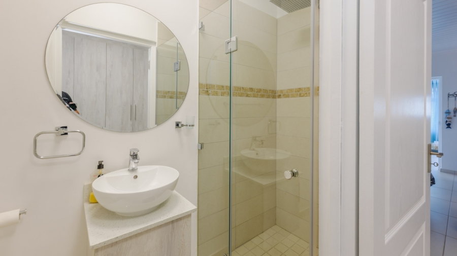 4 Bedroom Property for Sale in Oceanview Heights Western Cape